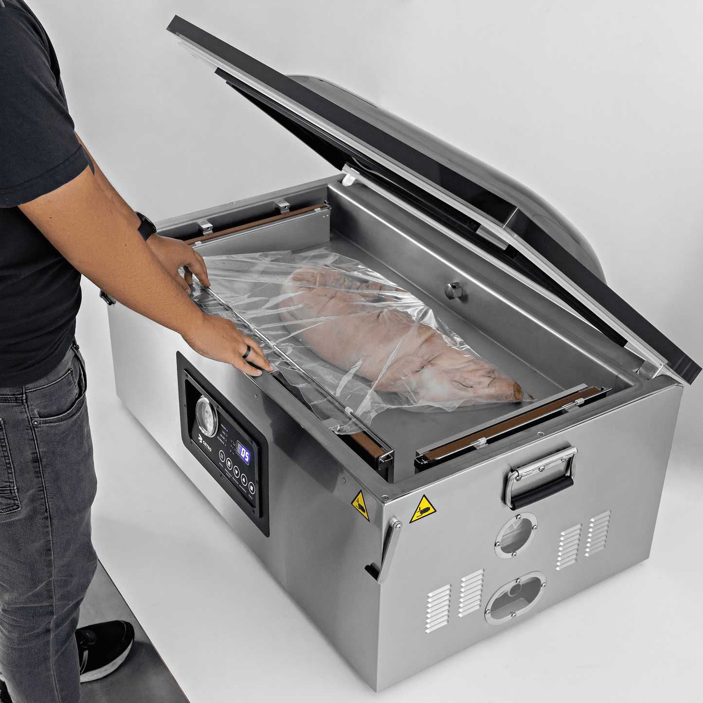 Cetro Chamber Vacuum Sealer CCVS 686 3SB T